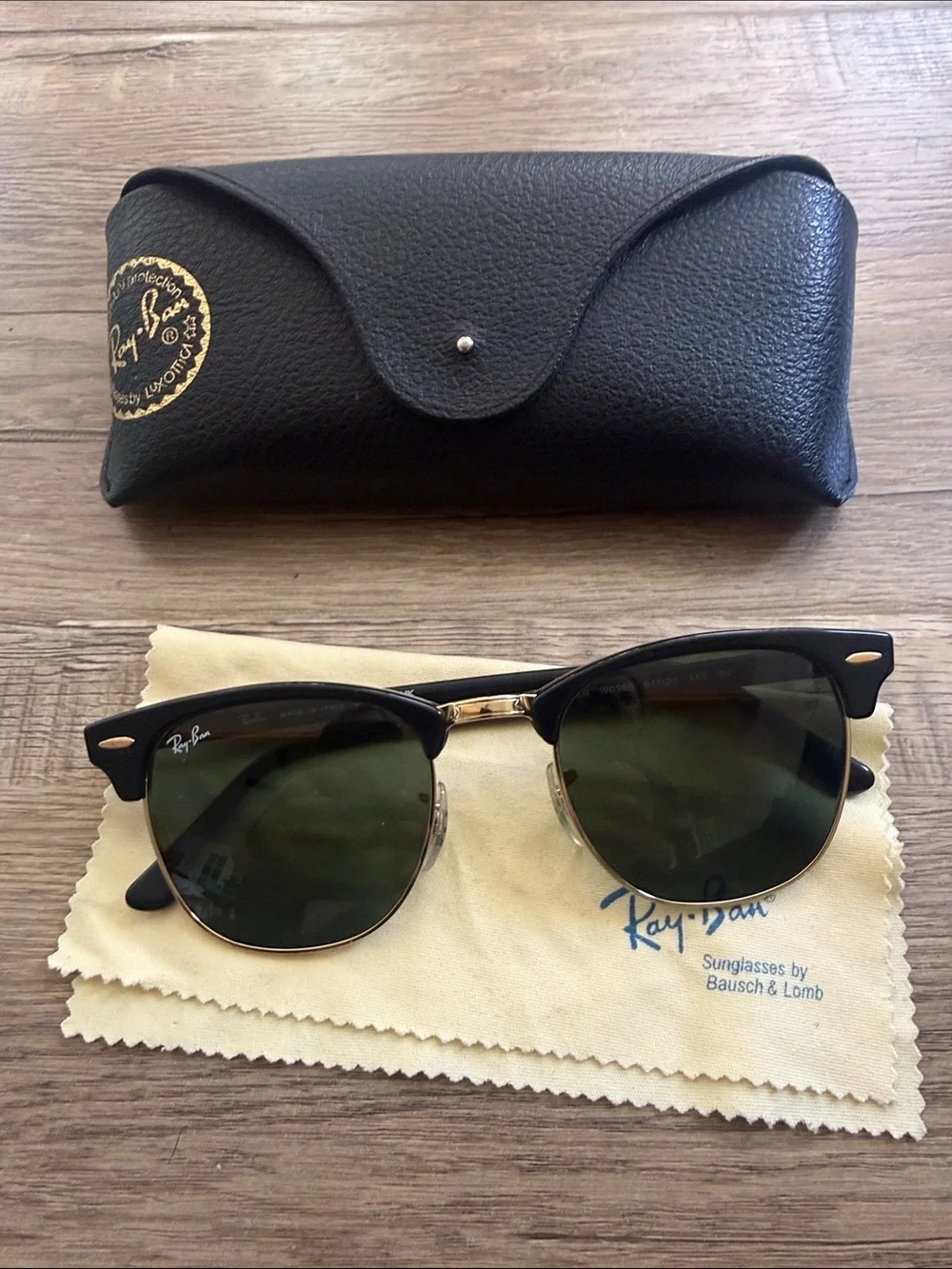 Ray-Ban Black and Gold Clubmaster Sunglasses with Green Lenses